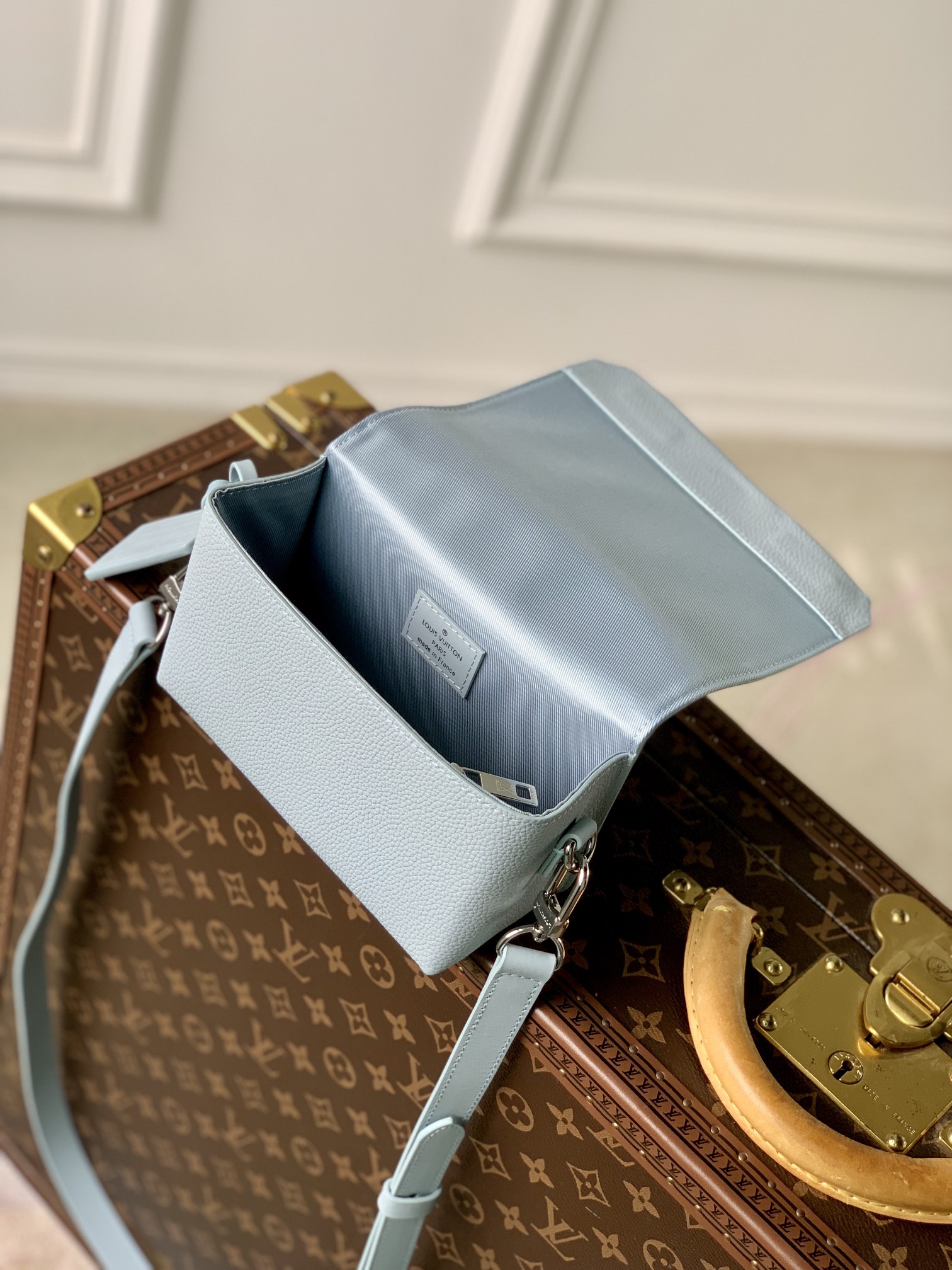 Mens LV Satchel bags